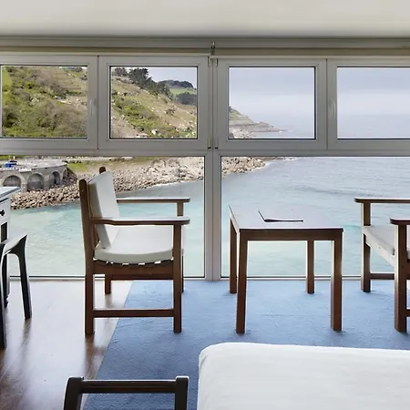 Saiaz Hotela 2* Getaria