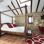 Hotel Saiaz Hotela 2*