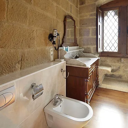 Hotel Saiaz Hotela Getaria