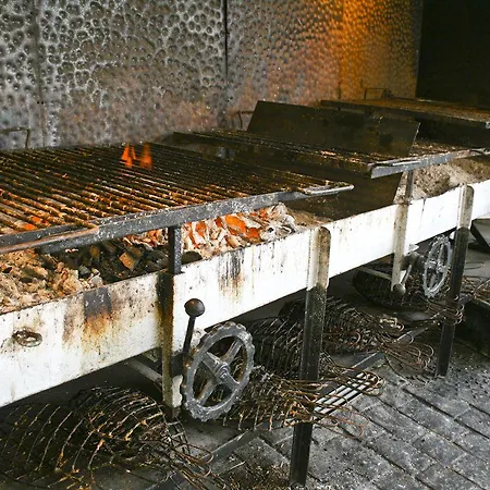 Saiaz Hotela Hotel 2*