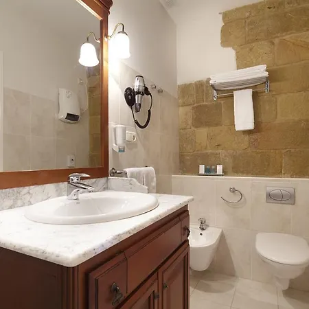 Hotel Saiaz Hotela 2*