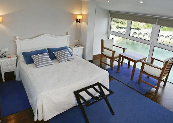 Hotel Saiaz Hotela Getaria