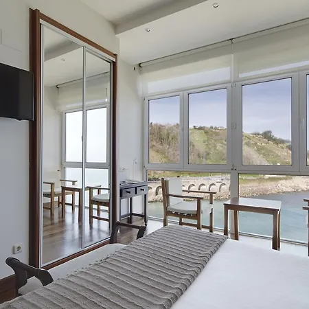 Hotell Saiaz Hotela 2*